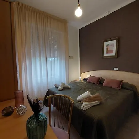 Maison Des Roses Cesenatico