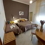 Szálloda Maison Des Roses 3*