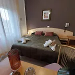 Szálloda Maison Des Roses 3*