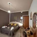 Maison Des Roses