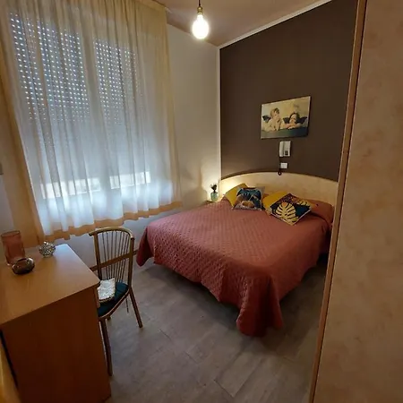 Maison Des Roses Cesenatico