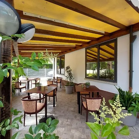 Maison Des Roses Hotel Cesenatico