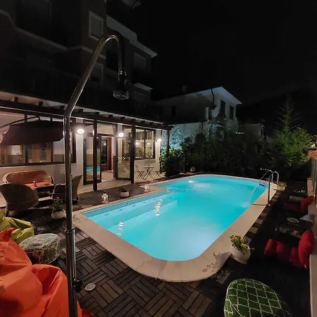 Szálloda Maison Des Roses 3*