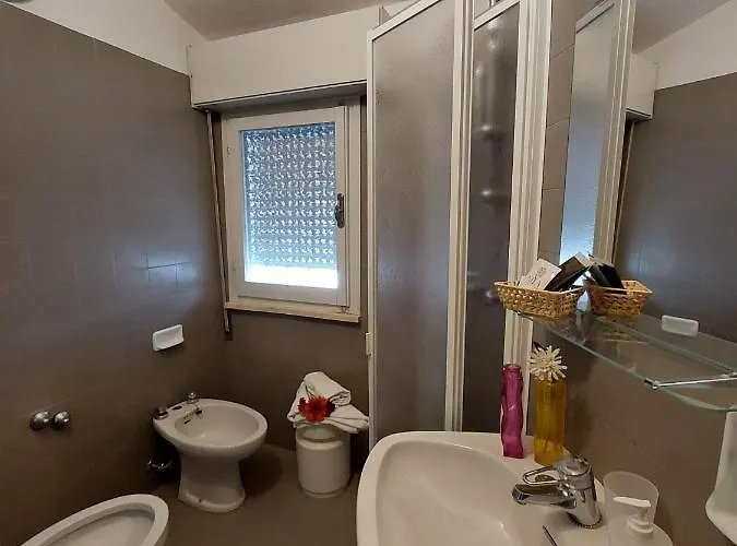 Hotel Maison Des Roses Cesenatico